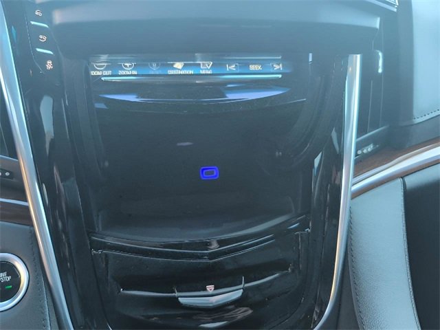 Used 2020 Cadillac Escalade Luxury image 29