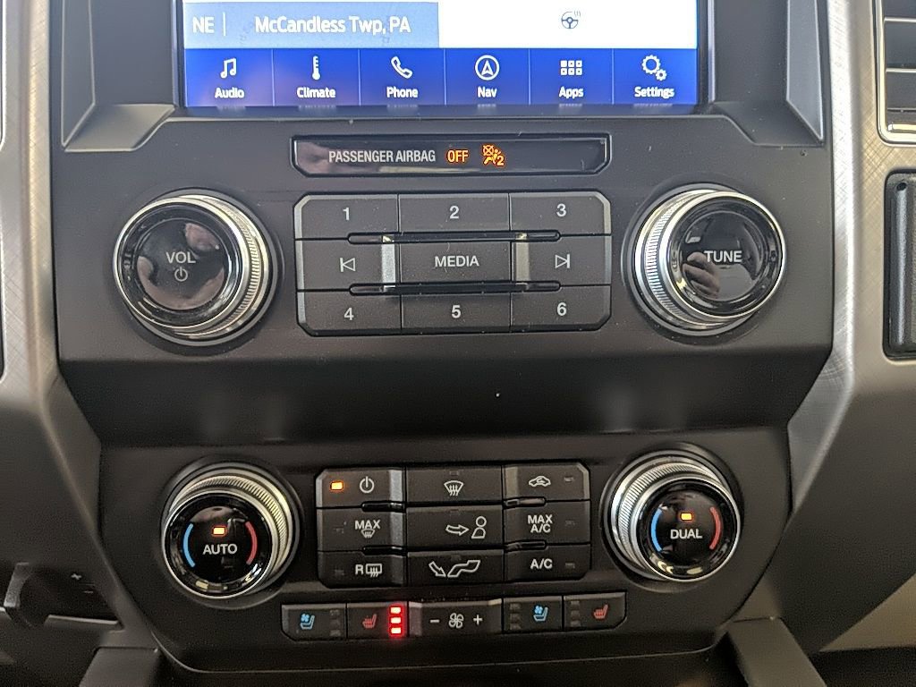 Used 2019 Ford F150 Limited image 23