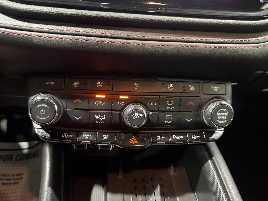 Used 2026 Dodge Durango GT AWD/4WD image 36