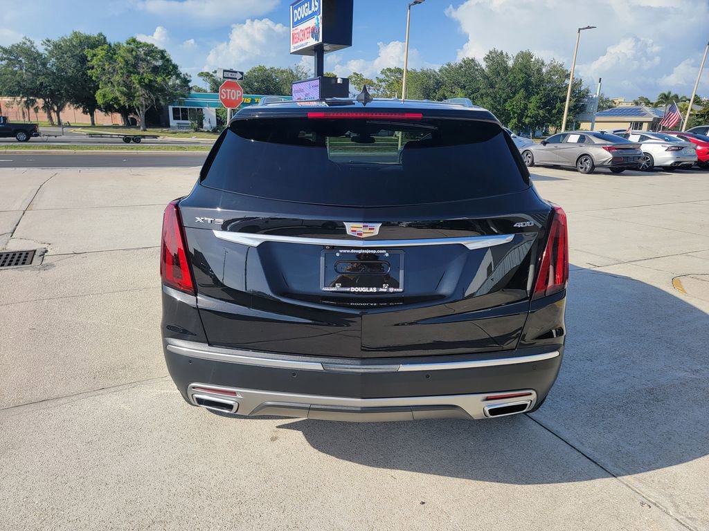 Used 2020 Cadillac XT5 Premium Luxury FWD image 4