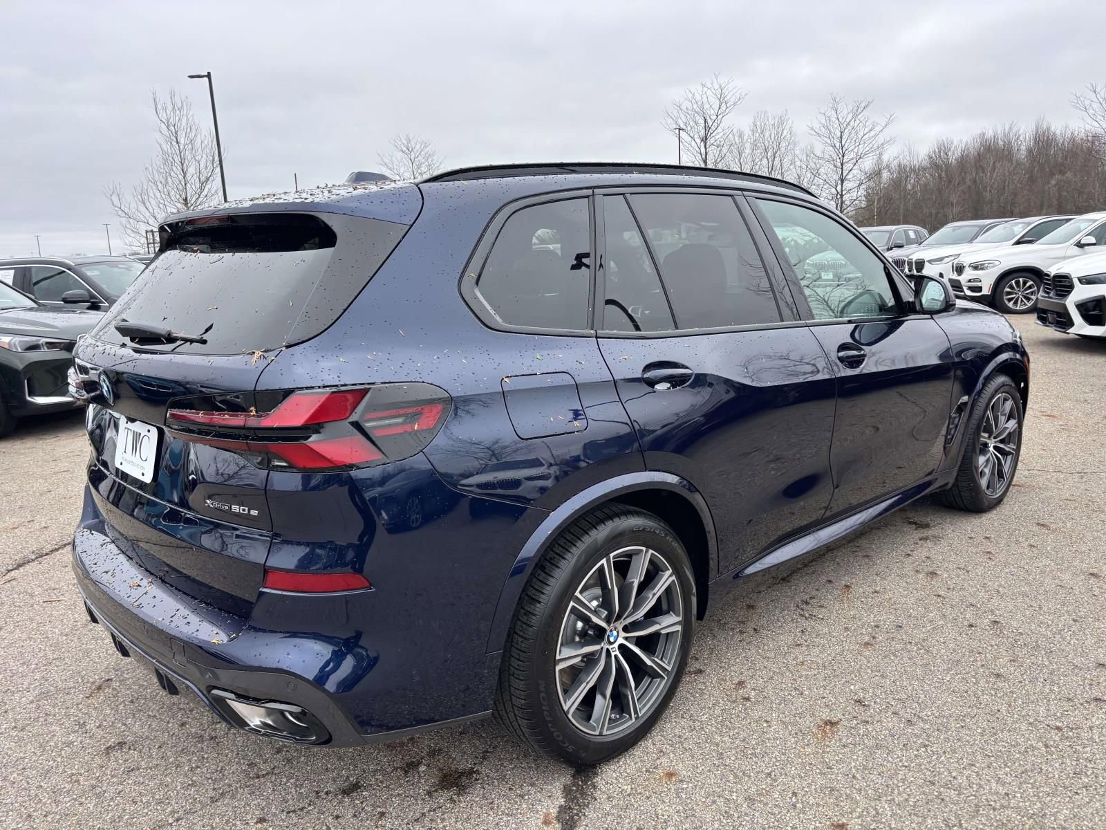New 2026 BMW X5 xDrive50e AWD/4WD image 6