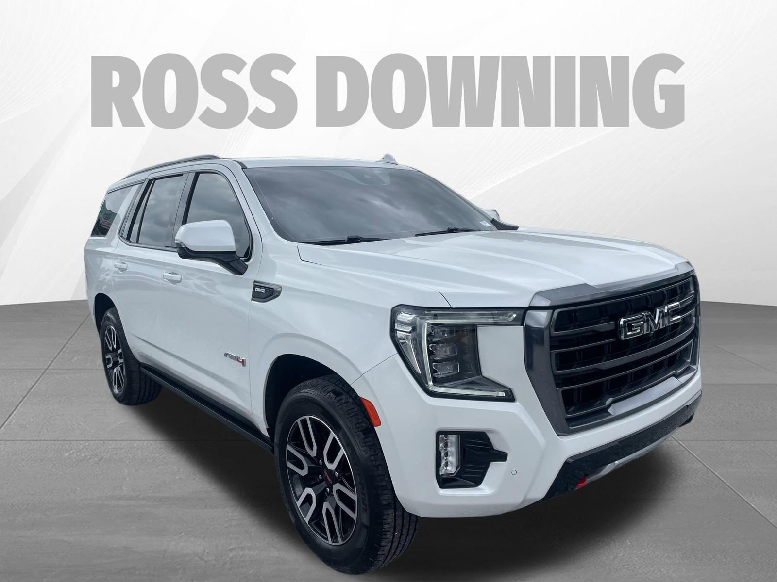 Used 2024 GMC Yukon AT4 w/ AT4 Premium Plus Package AWD/4WD image 3