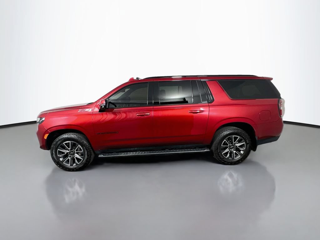 Used 2023 Chevrolet Suburban Z71 w/ Luxury Package AWD/4WD image 4