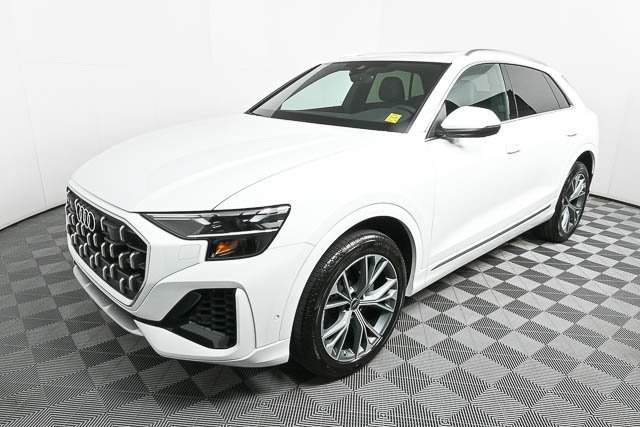 New 2025 Audi Q8 Premium image 31