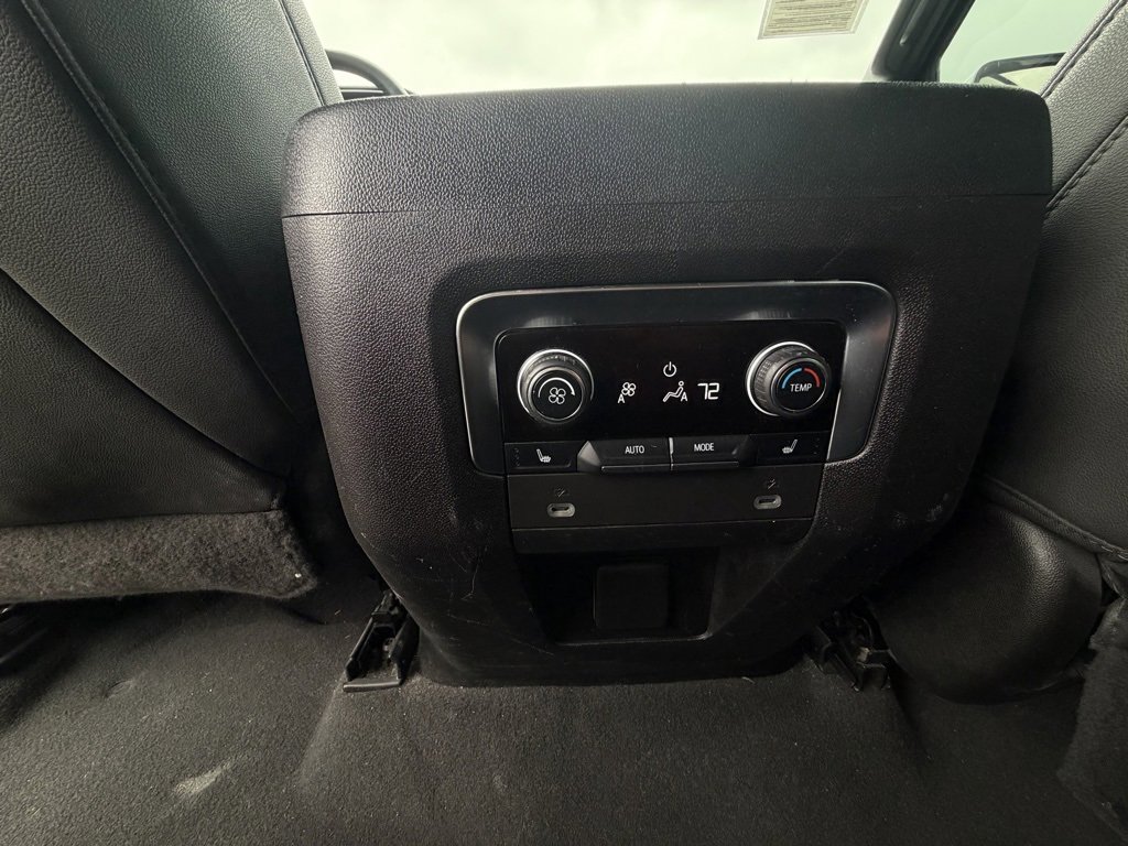 Used 2022 Chevrolet Tahoe Z71 w/ Luxury Package image 38