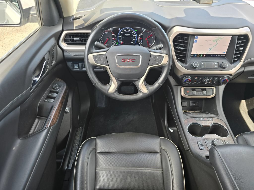Used 2023 GMC Acadia Denali w/ Denali Technology Package AWD/4WD image 20