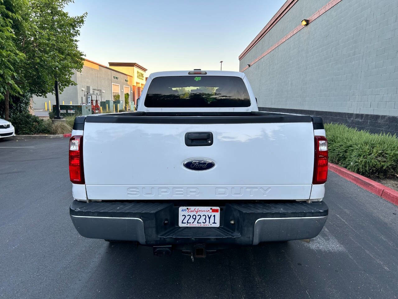 Used 2011 Ford F250 XLT w/ FX4 Off Road Pkg AWD/4WD image 6