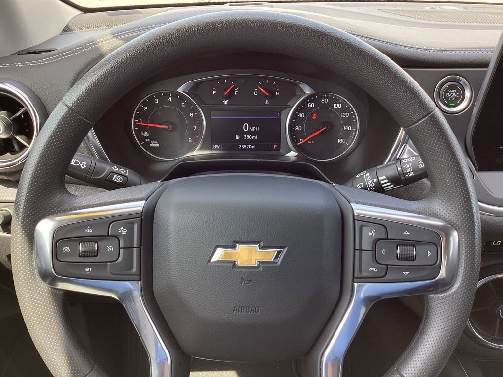 Used 2025 Chevrolet Blazer LT AWD/4WD image 30