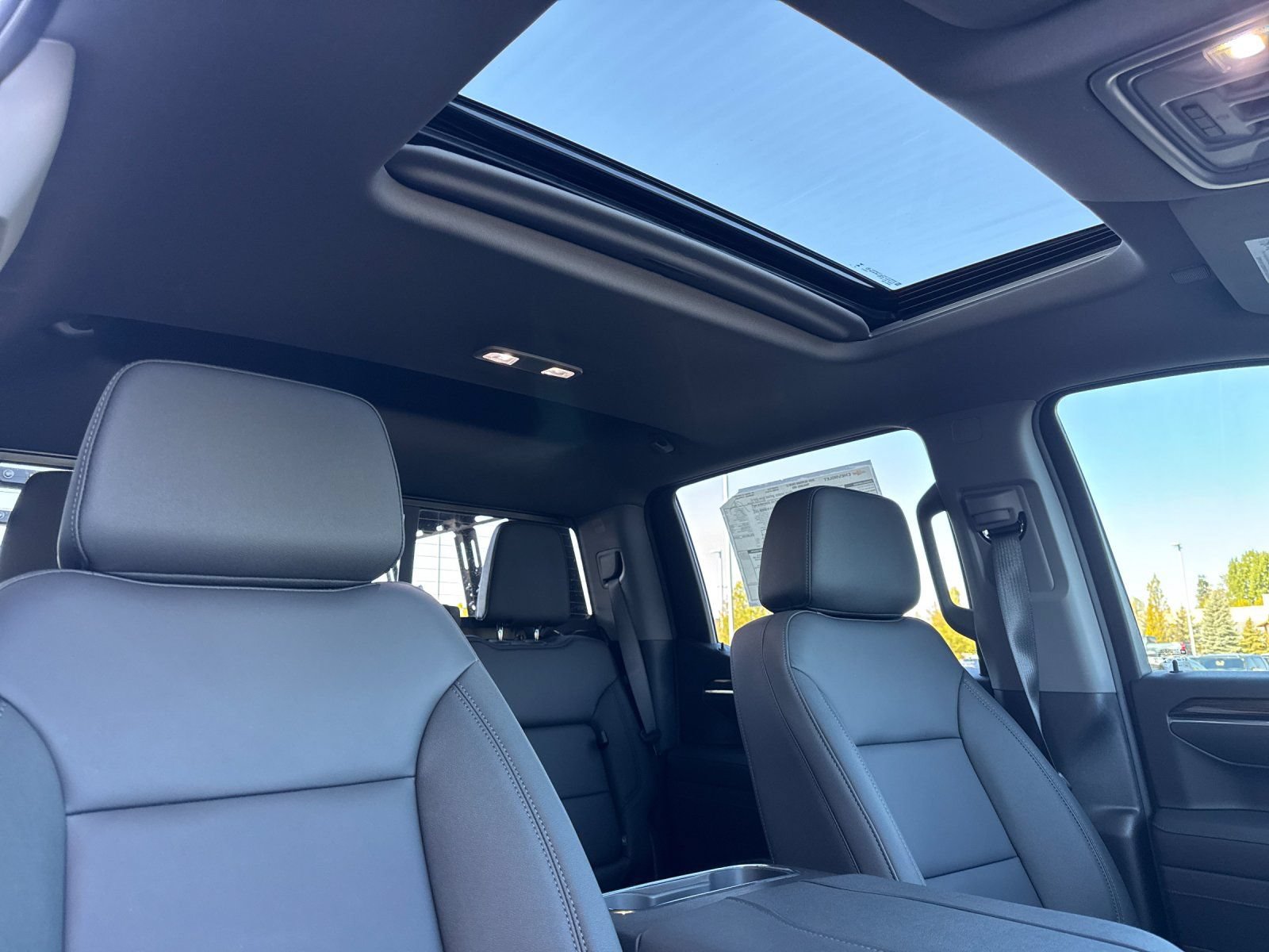 New 2026 Chevrolet Silverado 1500 LT Trail Boss w/ LT Trail Boss Premium Package AWD/4WD image 15