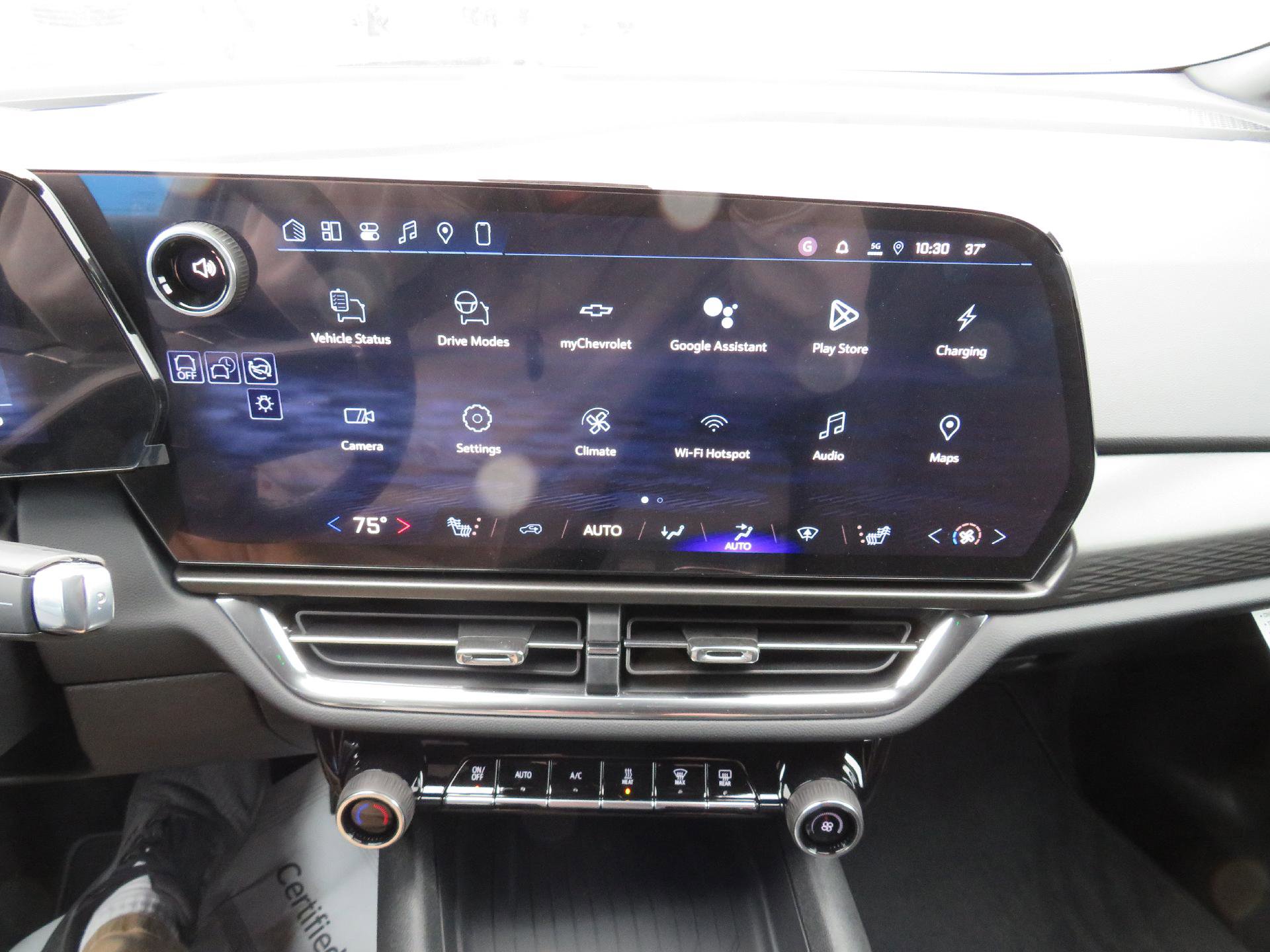 New 2026 Chevrolet Equinox EV LT image 5
