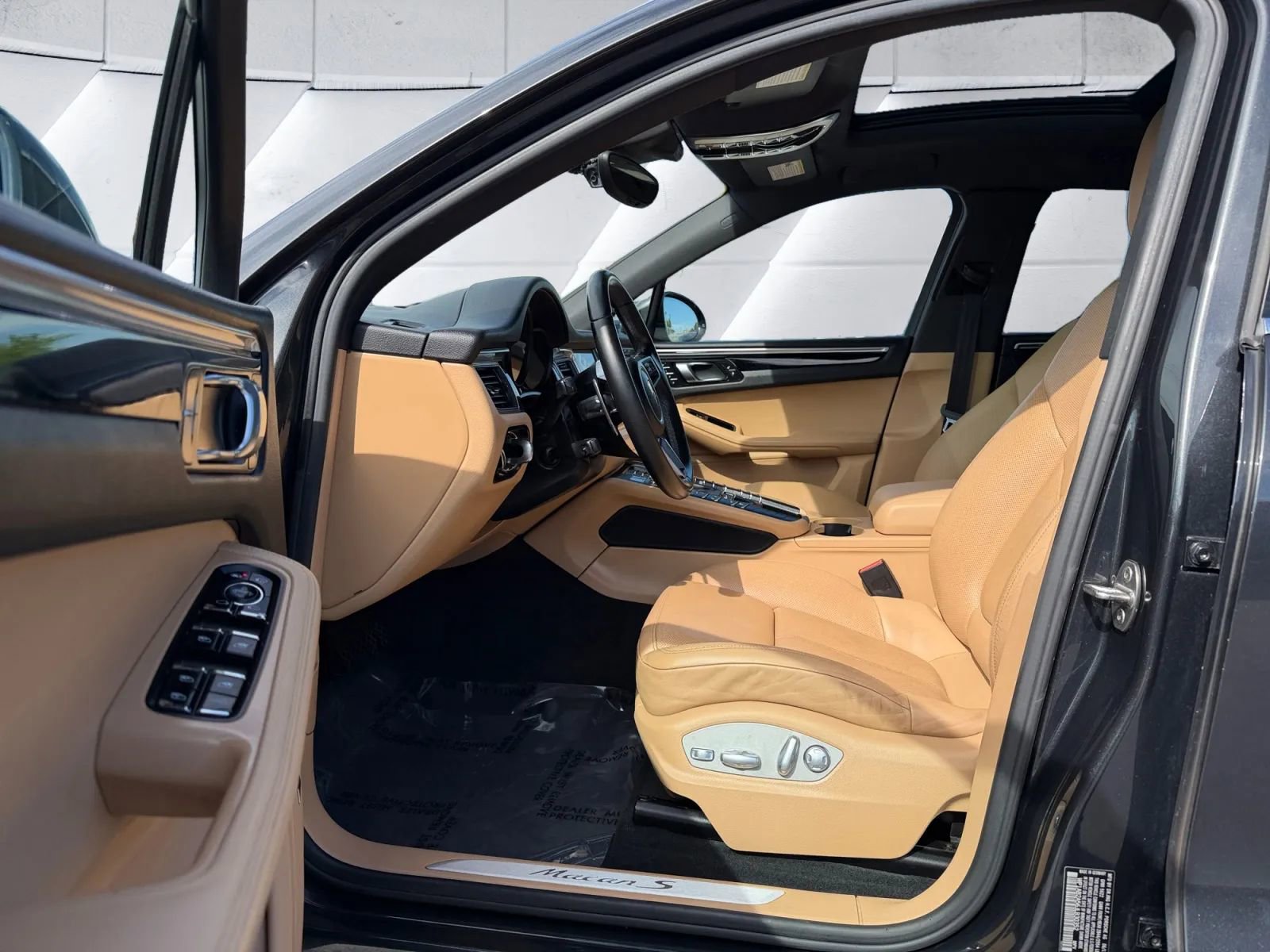 Used 2018 Porsche Macan S AWD/4WD image 9