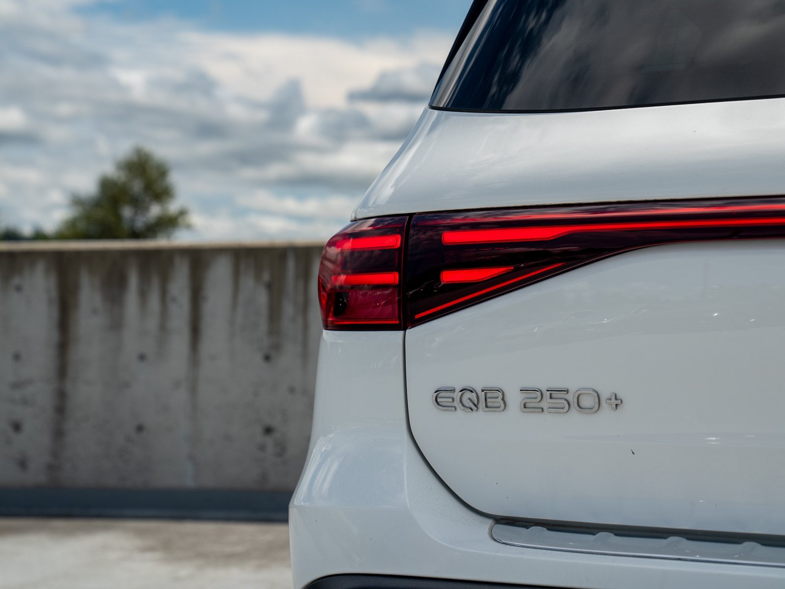 Certified 2024 Mercedes-Benz EQB 250+ image 10