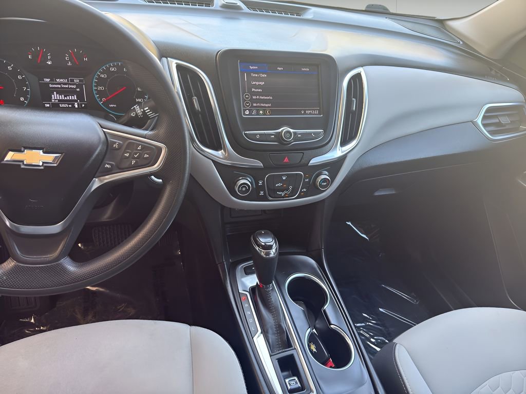 Used 2021 Chevrolet Equinox LS w/ LS Convenience Package AWD/4WD image 16