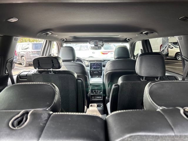 Used 2024 Jeep Grand Cherokee L Altitude AWD/4WD image 35