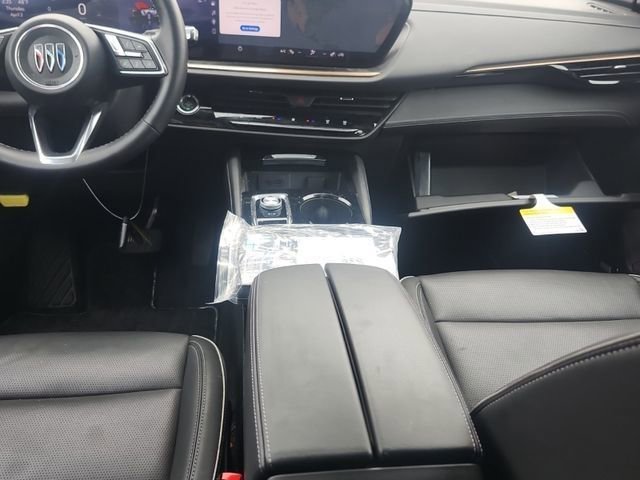 Used 2024 Buick Envision Avenir image 18