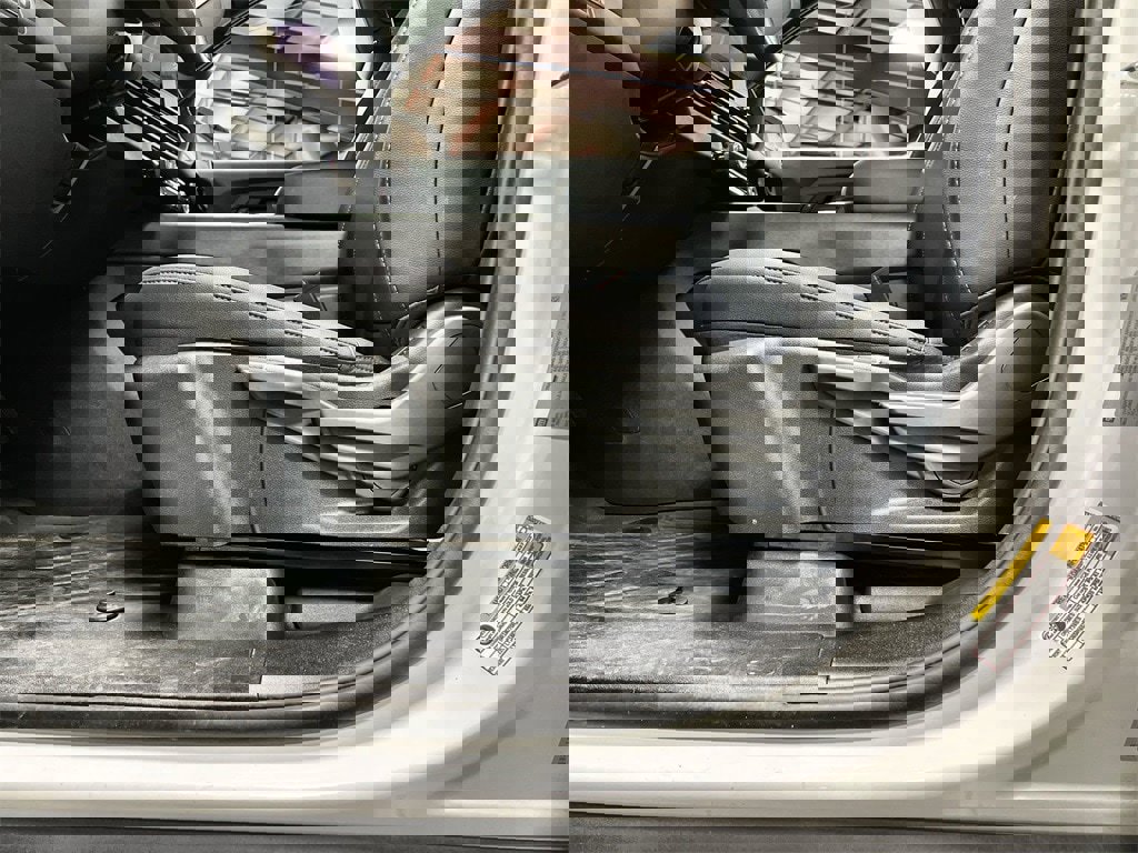 Used 2025 Chevrolet Silverado EV W/T image 12