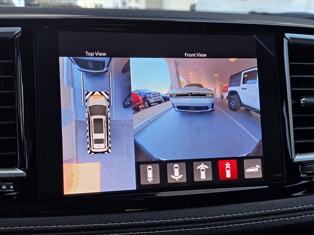 New 2026 Chrysler Pacifica Limited w/ Uconnect Theater Family Group image 23