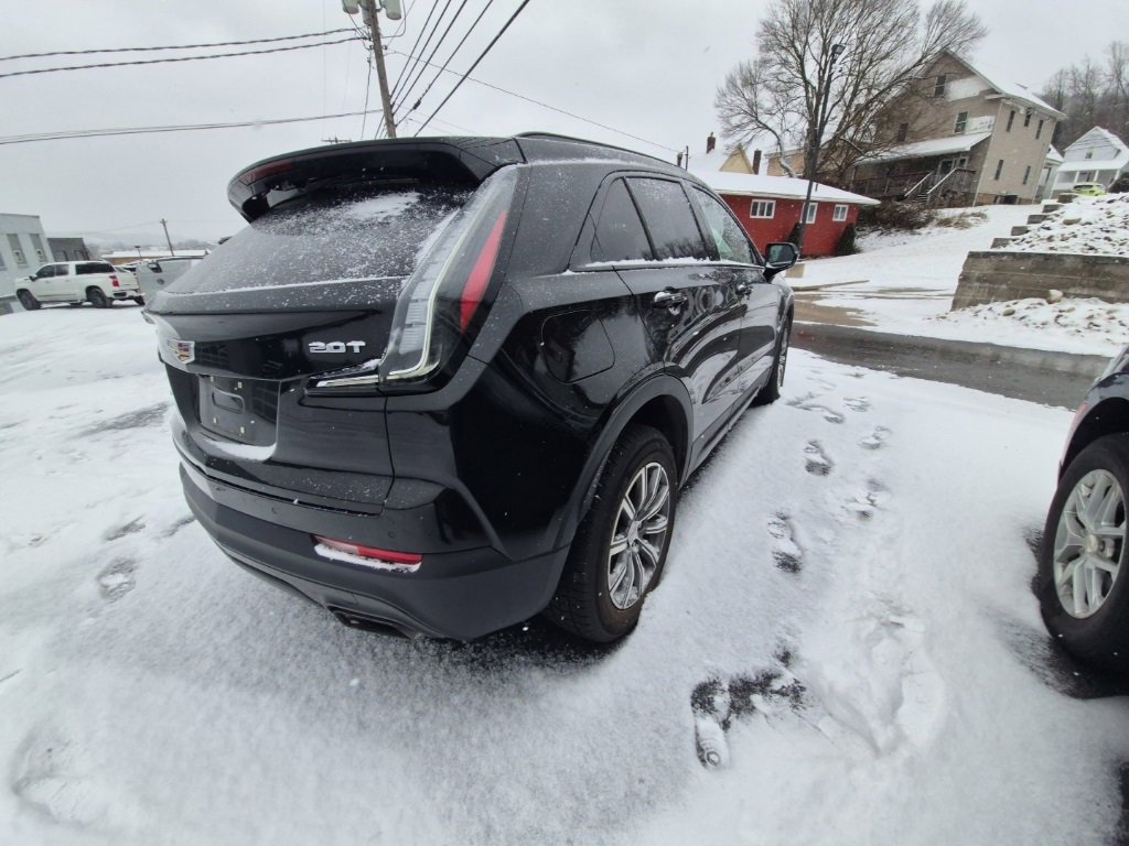 Used 2019 Cadillac XT4 Sport w/ Enhanced Visibility Package image 7