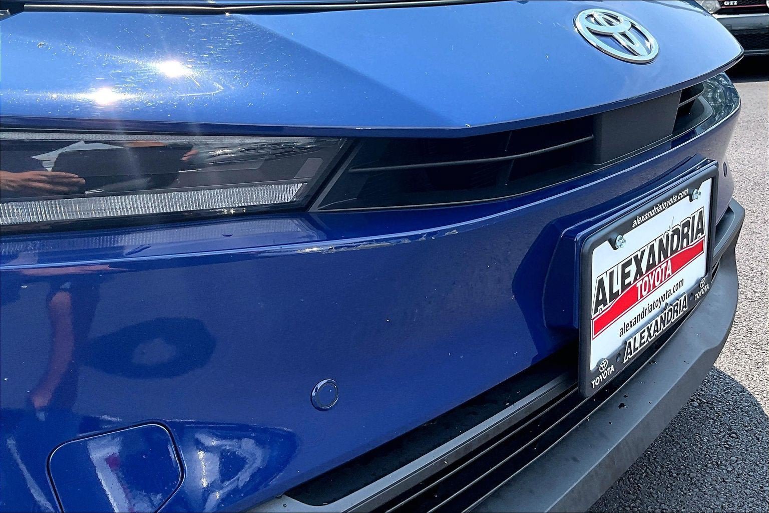 Used 2024 Toyota Prius LE FWD image 27