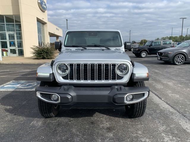 Used 2024 Jeep Wrangler Sahara w/ Technology Group image 2