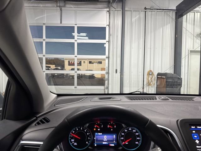 Used 2023 Chevrolet Equinox LT image 9