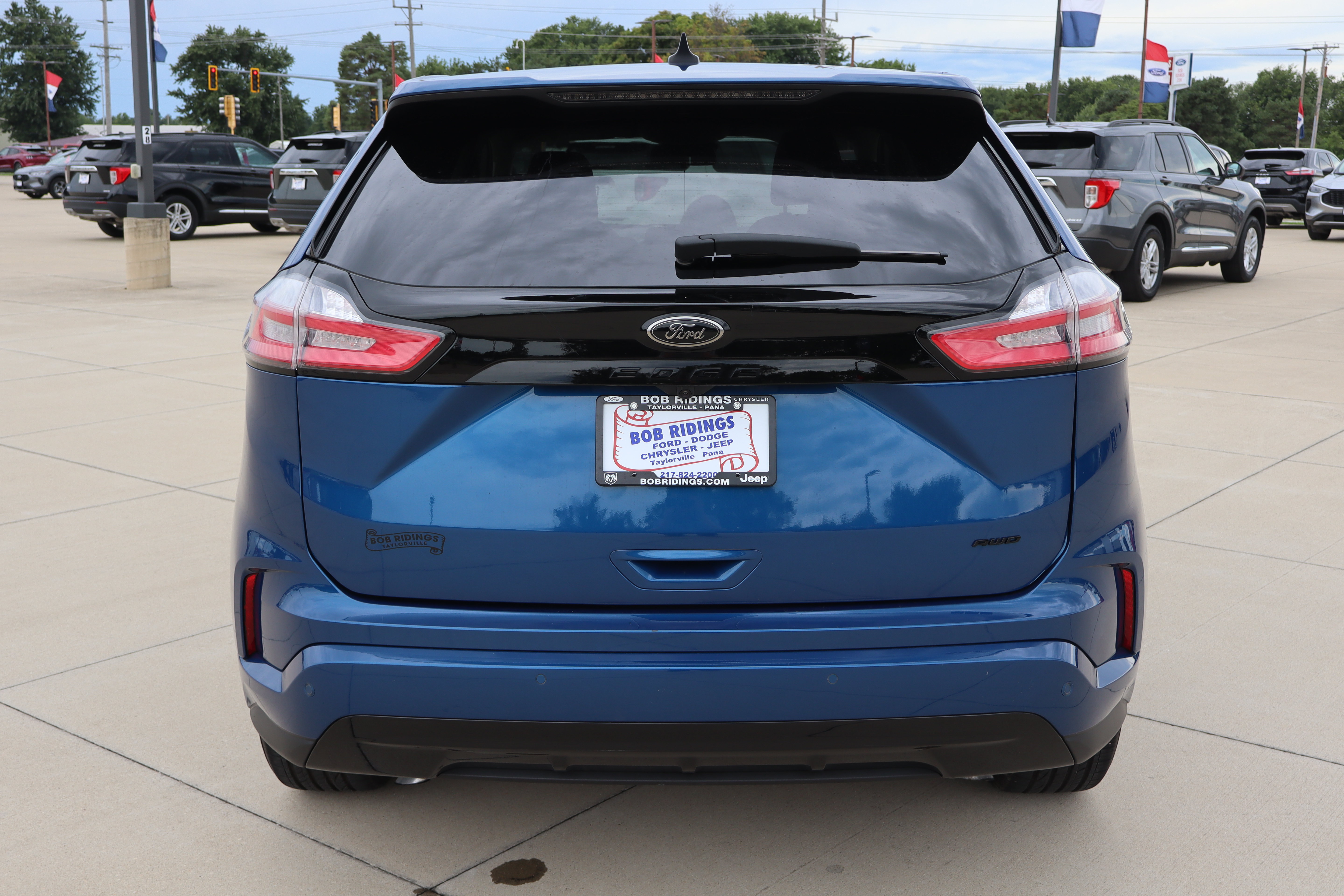 Used 2024 Ford Edge SE w/ Black Appearance Package AWD/4WD image 6