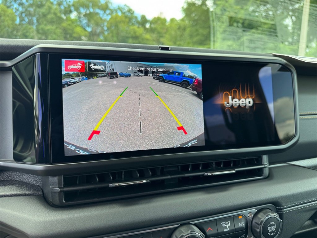 New 2025 Jeep Wrangler Sahara image 27