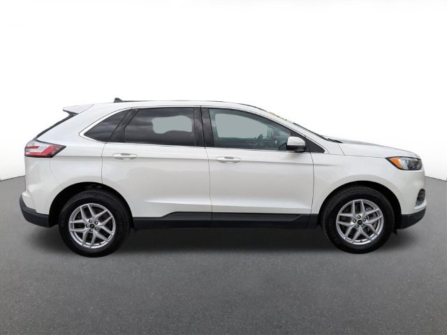 Certified 2024 Ford Edge SEL w/ Convenience Package AWD/4WD image 2