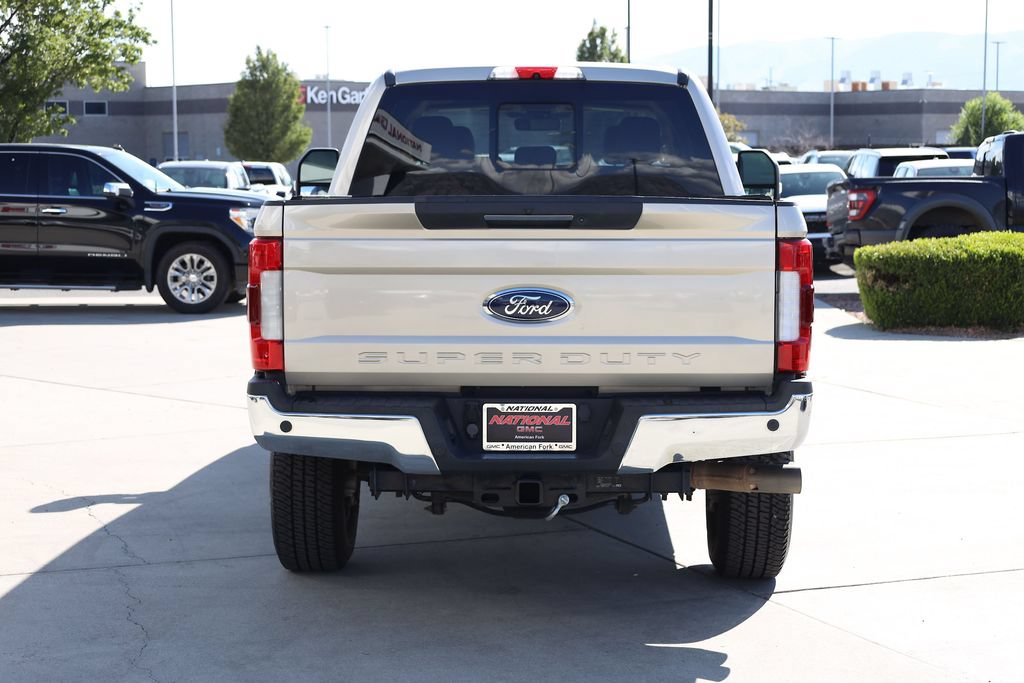Used 2017 Ford F350 Lariat w/ Lariat Ultimate Package AWD/4WD image 5
