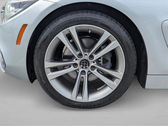 Used 2018 BMW 430i Convertible RWD image 9