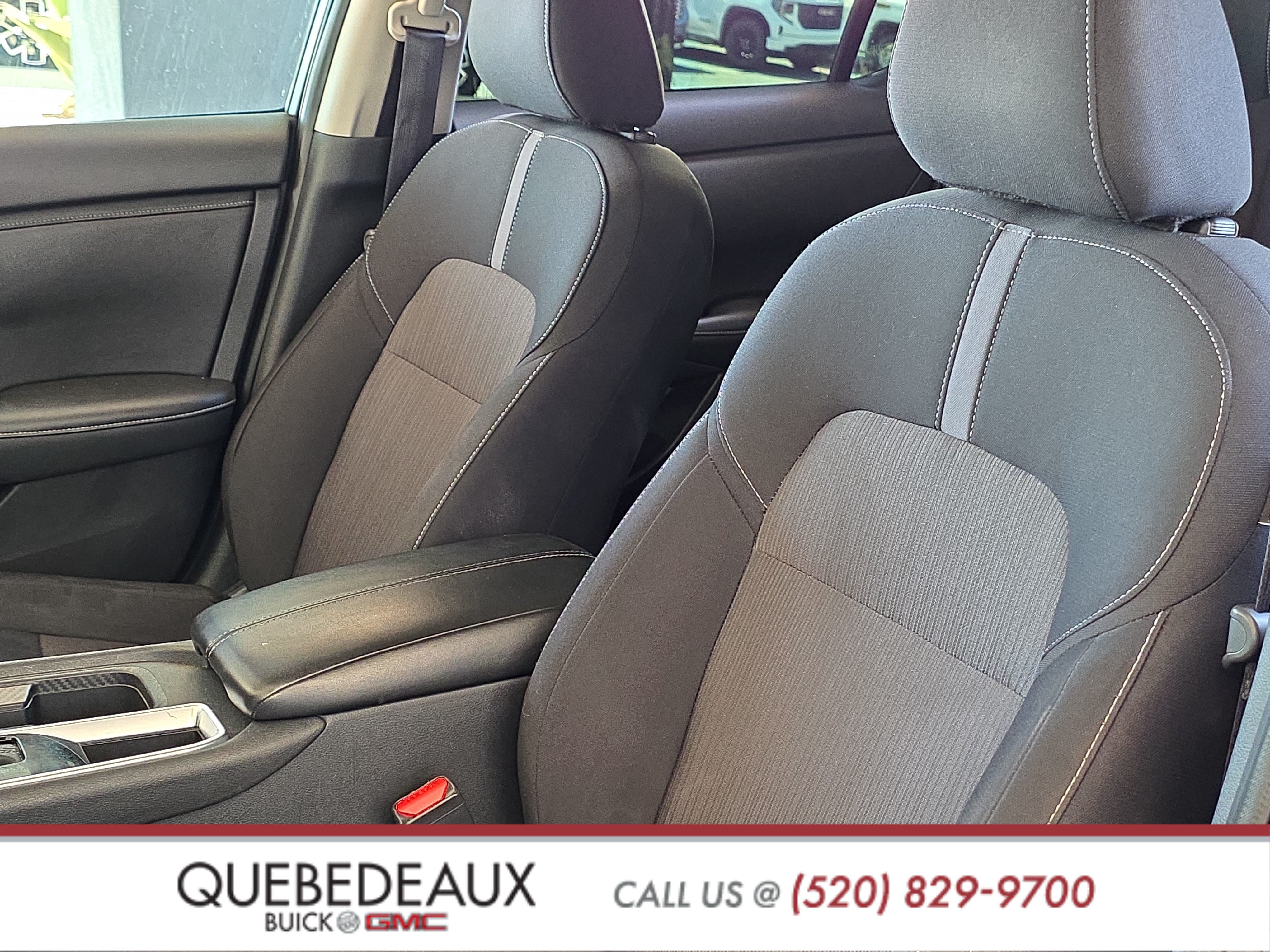 Used 2024 Nissan Sentra SV FWD image 11