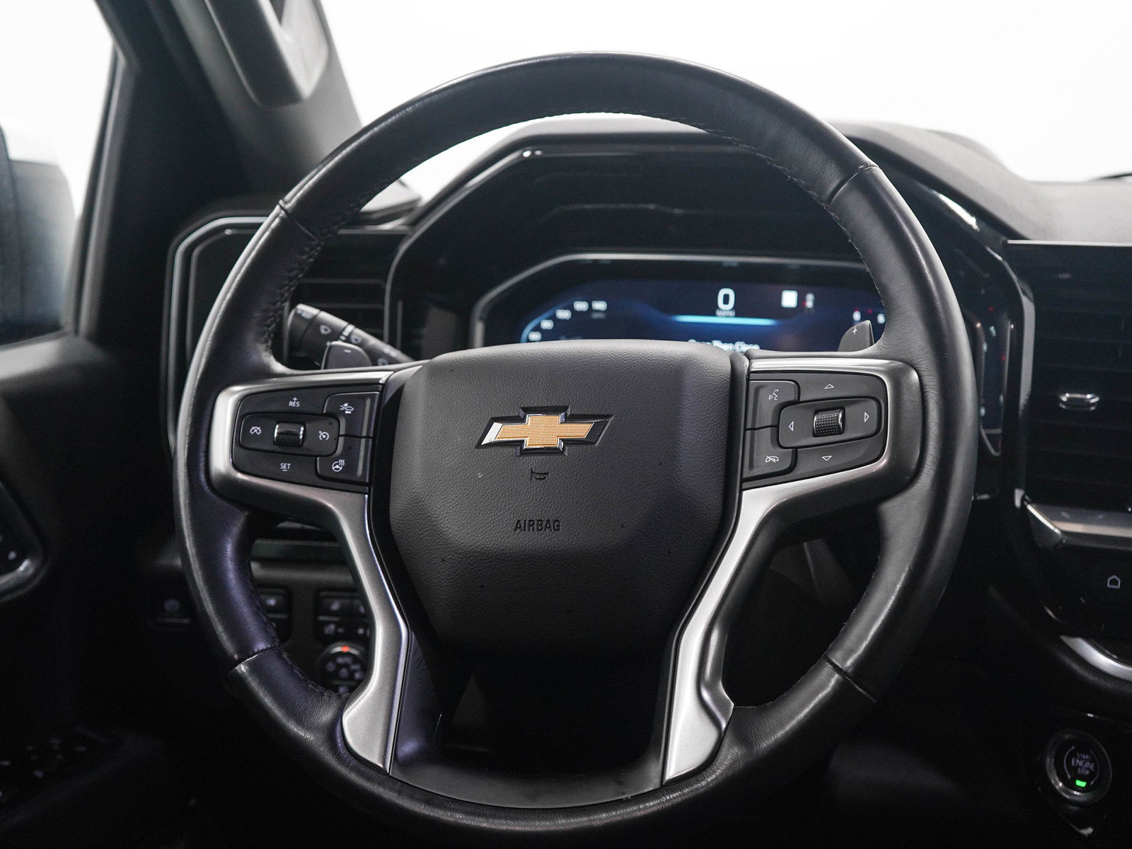 Used 2022 Chevrolet Silverado 1500 LTZ w/ Technology Package AWD/4WD image 17