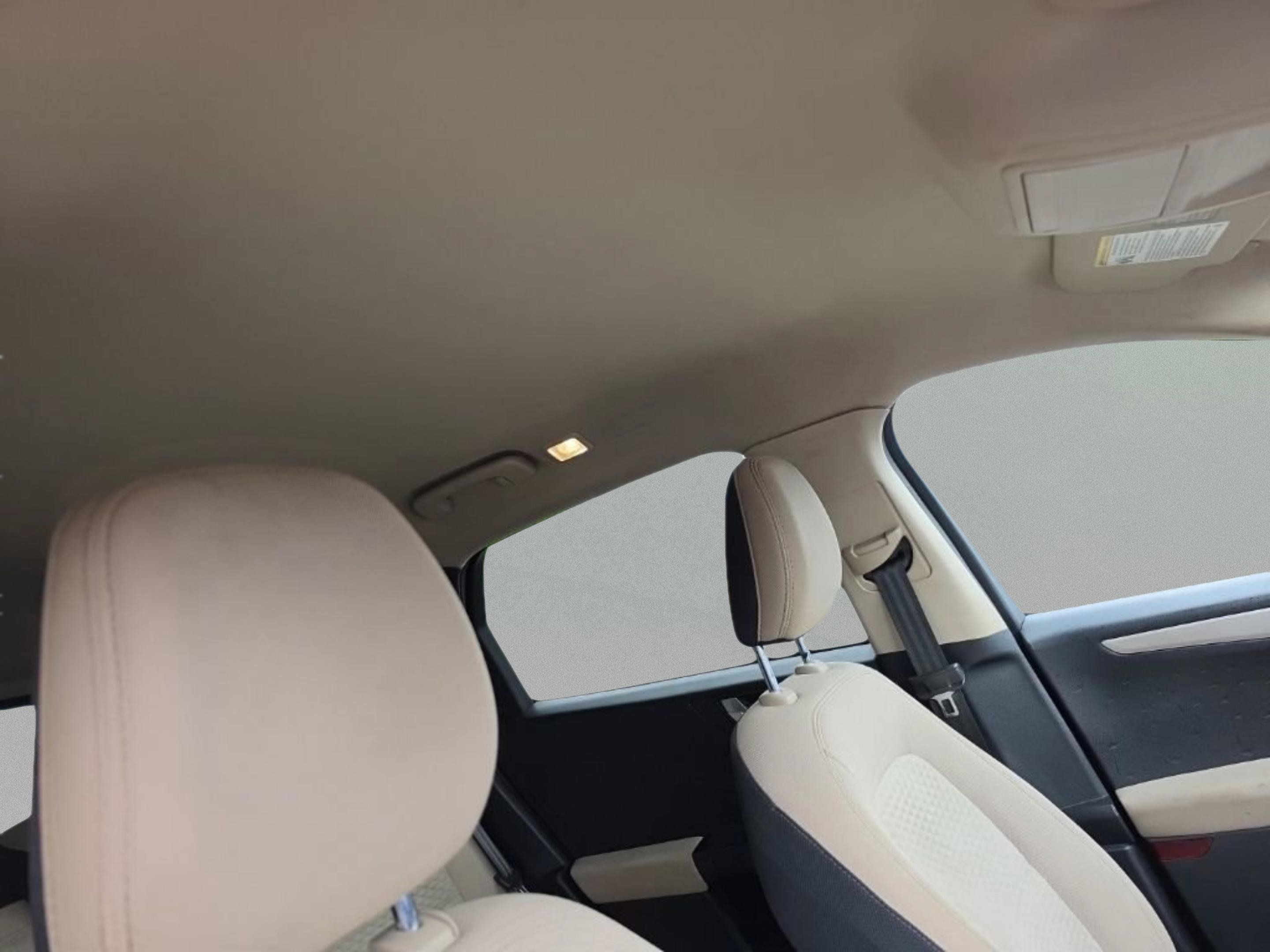Used 2020 Ford Escape SE FWD image 28