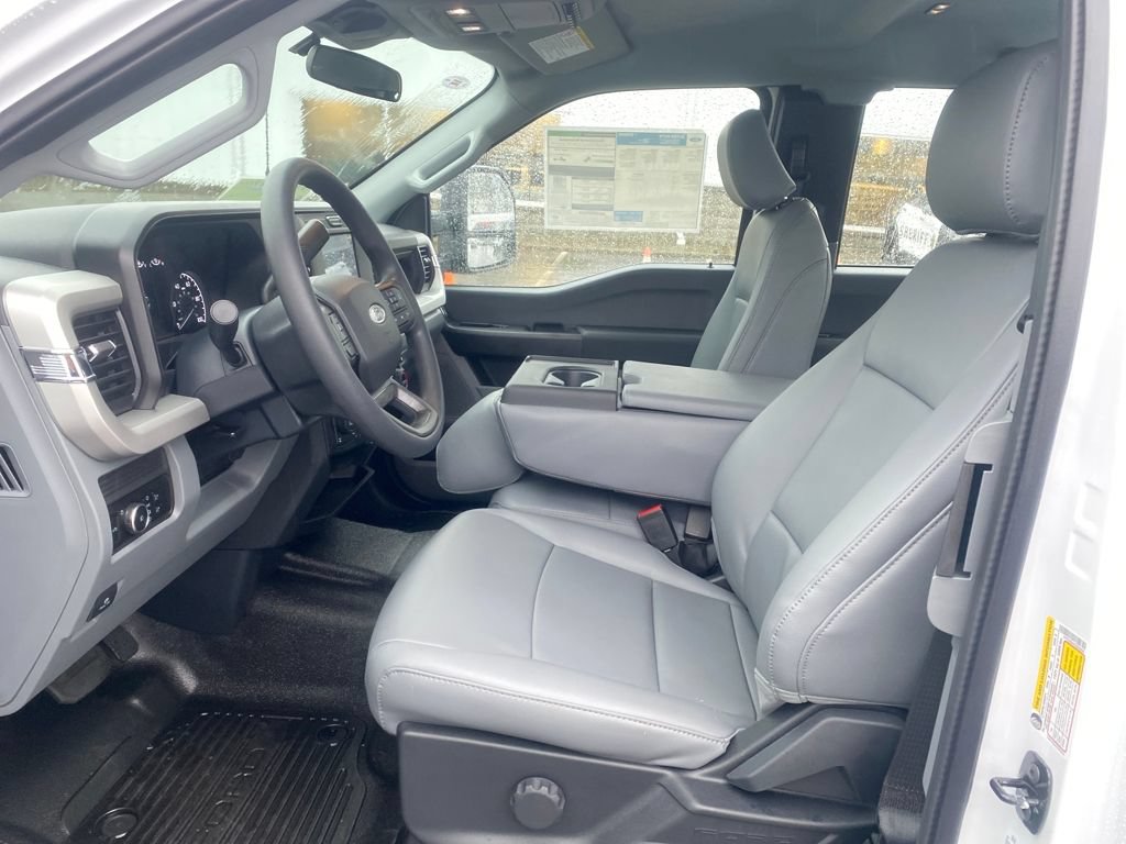 New 2026 Ford F250 XL w/ XL Chrome Package AWD/4WD image 12