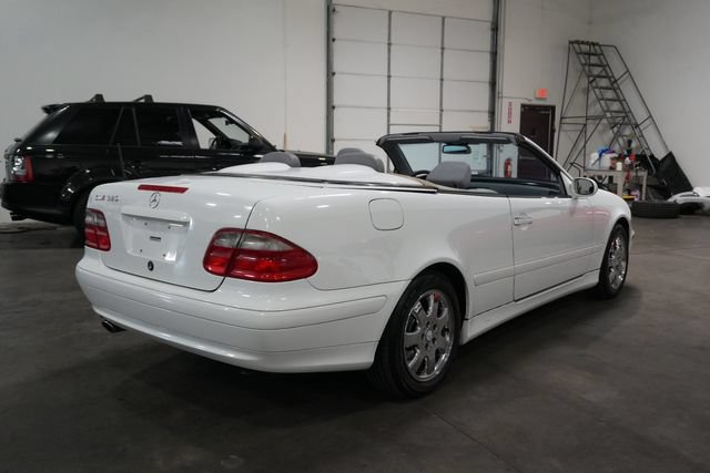 Used 2002 Mercedes-Benz CLK 320 Cabriolet w/ K4 Opt Pkg image 6