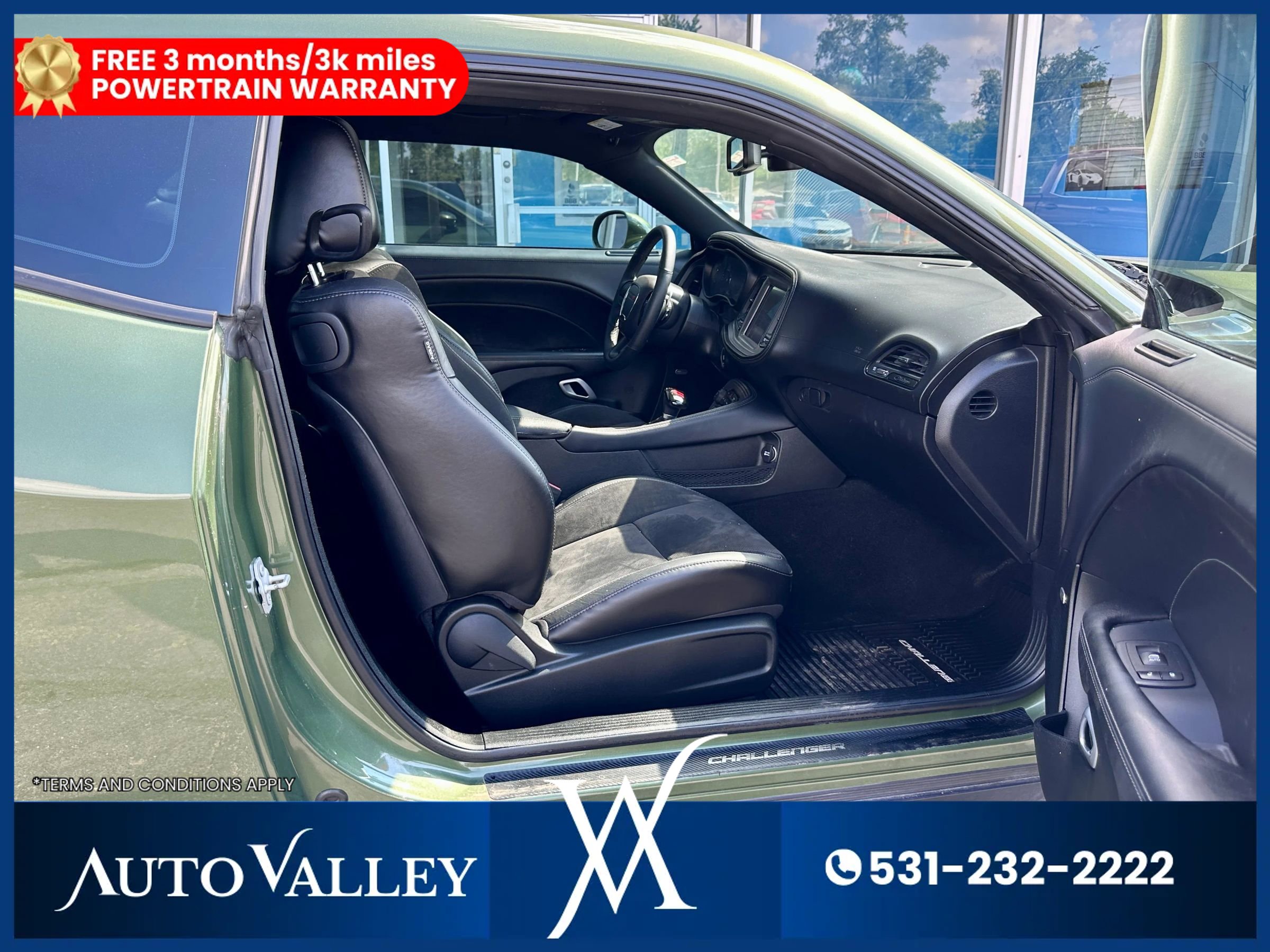 Used 2023 Dodge Challenger R/T w/ Plus Package image 17
