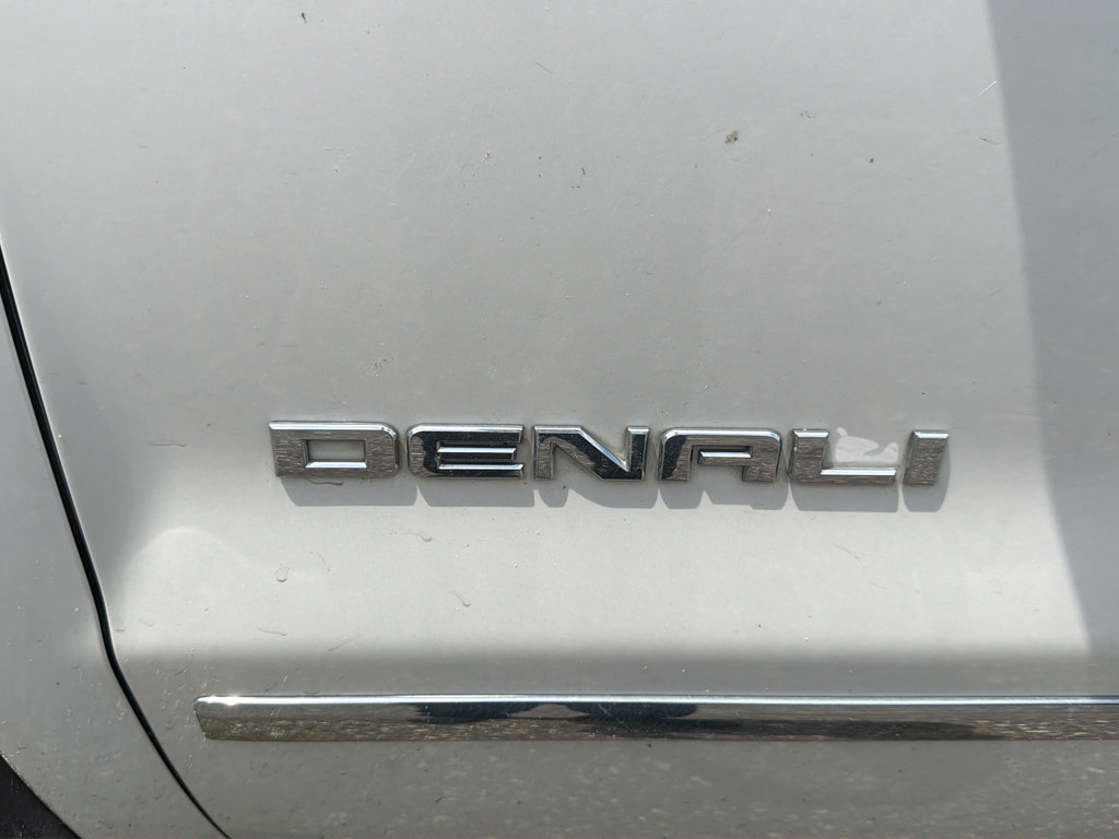 Used 2017 GMC Sierra 1500 Denali w/ Denali Ultimate Package AWD/4WD image 19