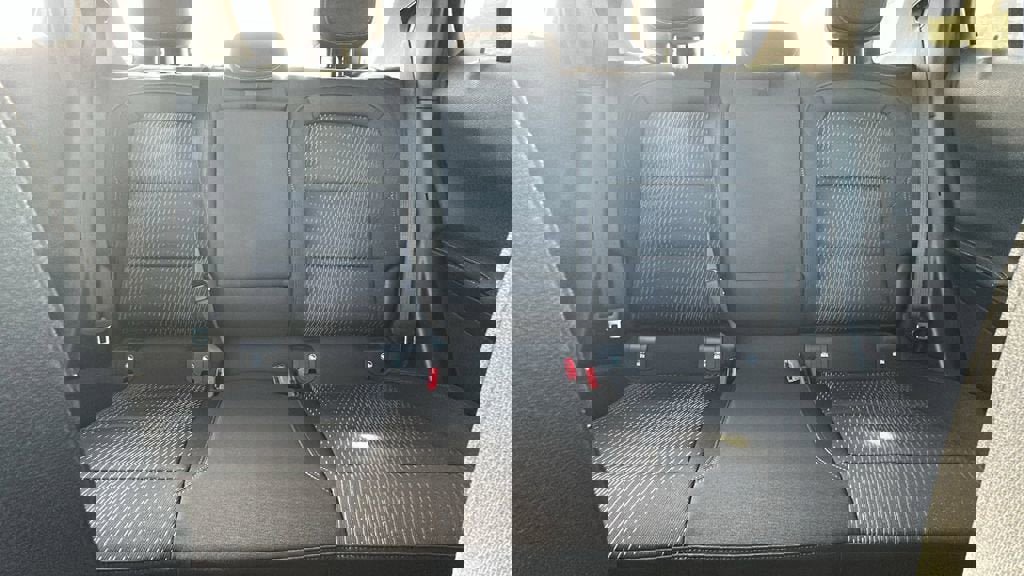 New 2026 Chevrolet Equinox LT image 18