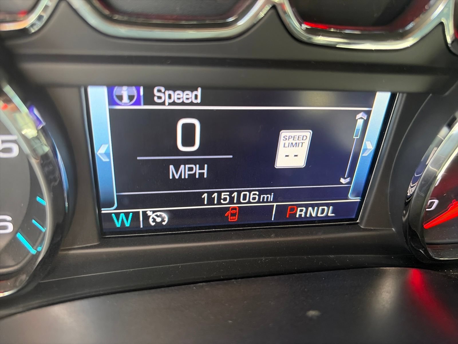 Used 2018 GMC Sierra 1500 SLE w/ SLE Value Package AWD/4WD image 16