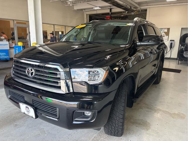 Used 2022 Toyota Sequoia SR5 image 3