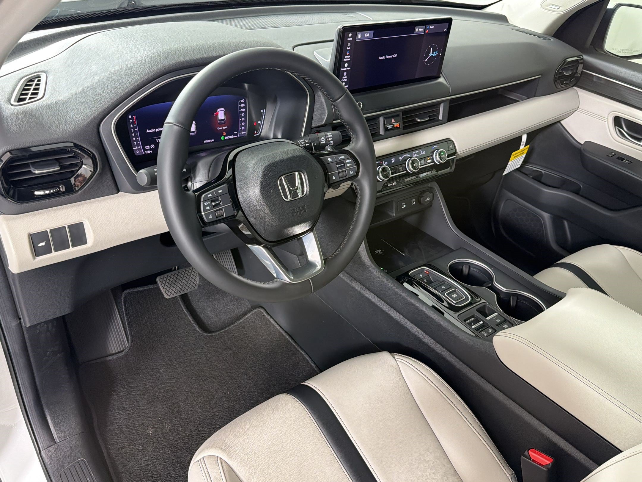 New 2026 Honda Pilot Touring image 4