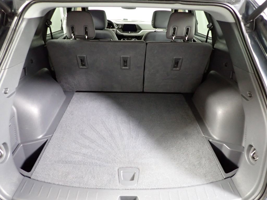 Used 2019 Chevrolet Blazer LT image 16