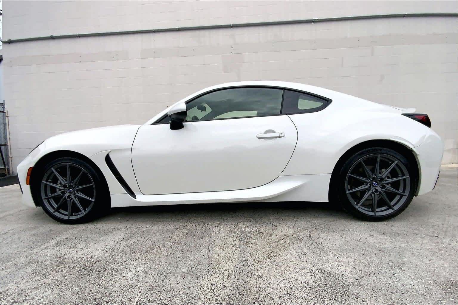Used 2023 Subaru BRZ Limited RWD image 3
