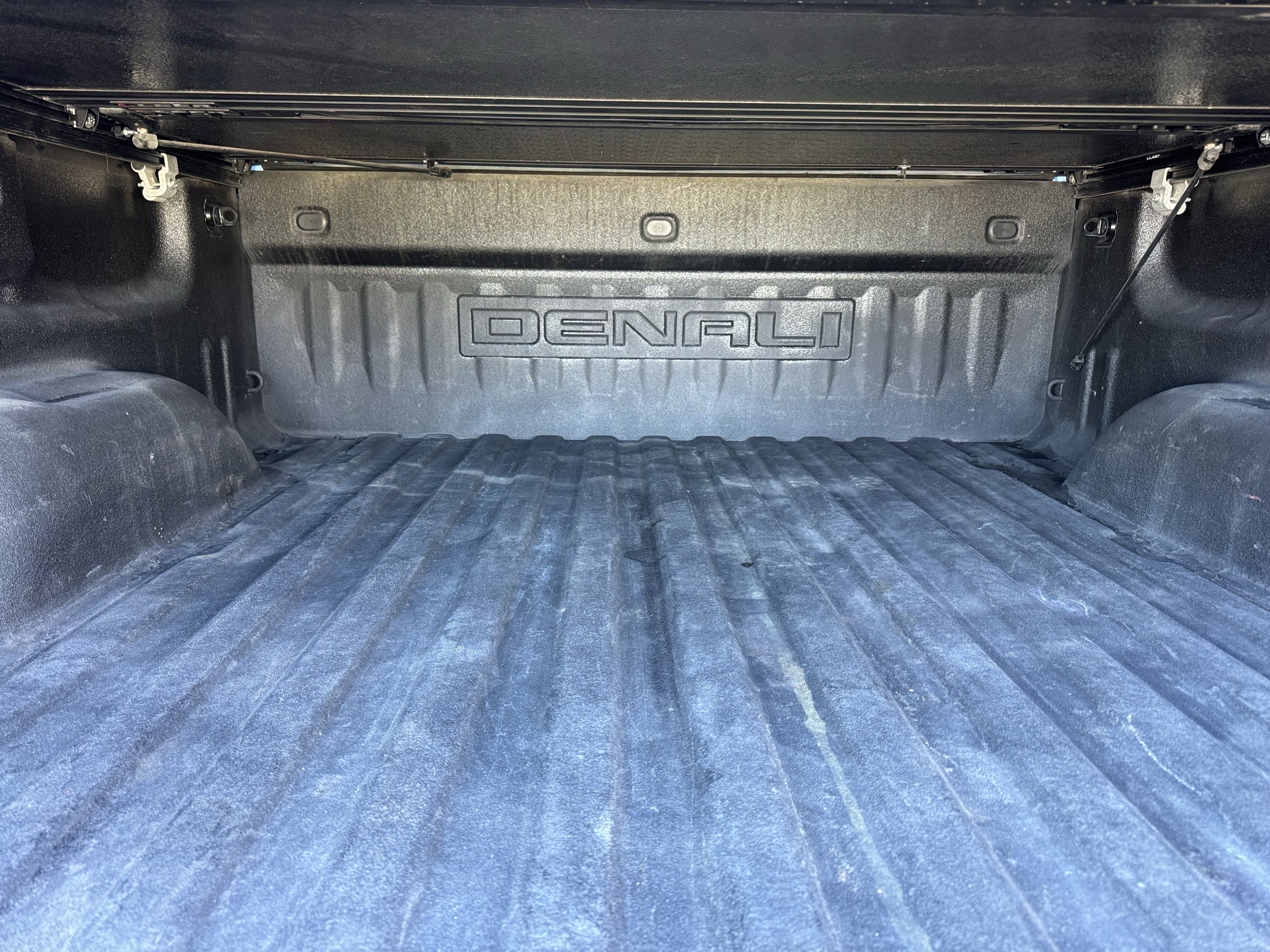 Used 2017 GMC Sierra 1500 Denali w/ Denali Ultimate Package AWD/4WD image 22