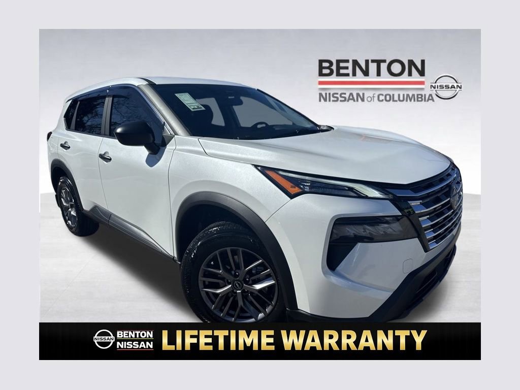 Certified 2025 Nissan Rogue S image 1