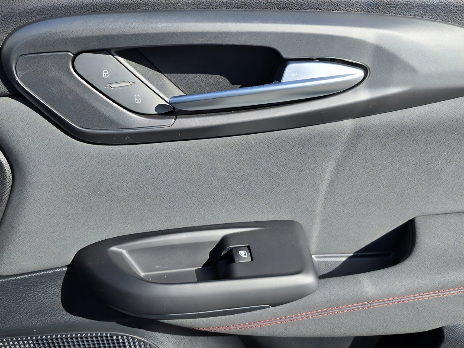 New 2025 Dodge Hornet R/T image 16