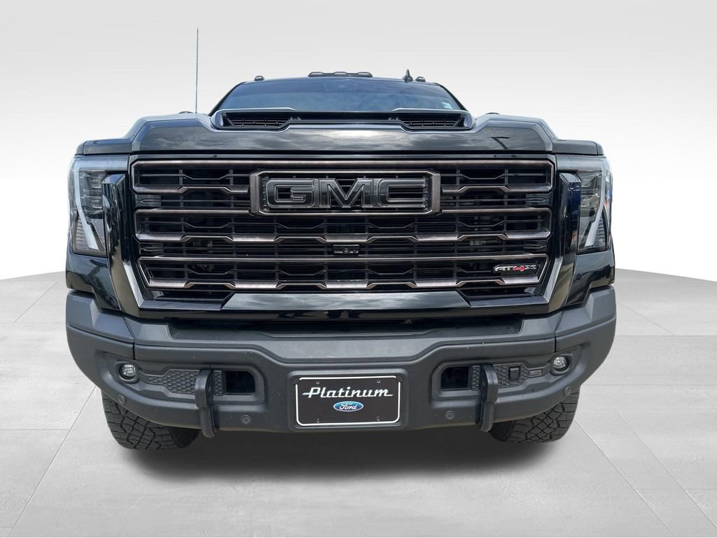 Used 2024 GMC Sierra 2500 AT4X w/ AT4X AEV Edition AWD/4WD image 9