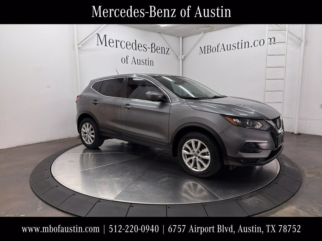 Used 2020 Nissan Rogue Sport S w/ Appearance Package FWD image 1