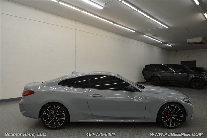 Used 2022 BMW 430i Coupe w/ M Sport Package RWD image 10