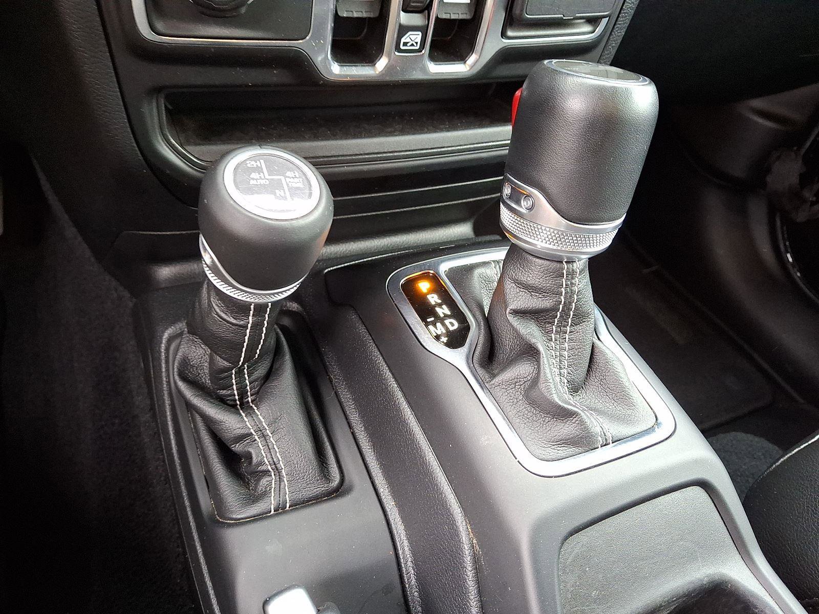 Used 2023 Jeep Wrangler Sahara w/ Cold Weather Group image 14